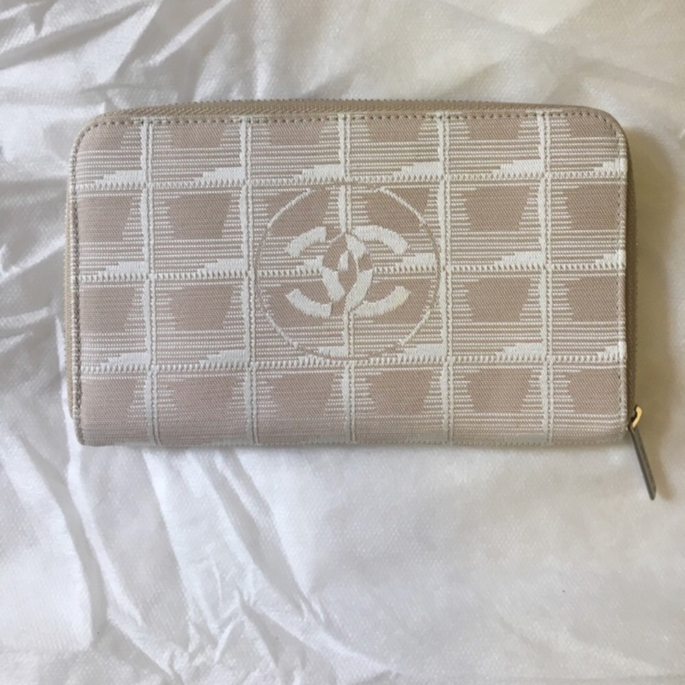 Chanel Wallet